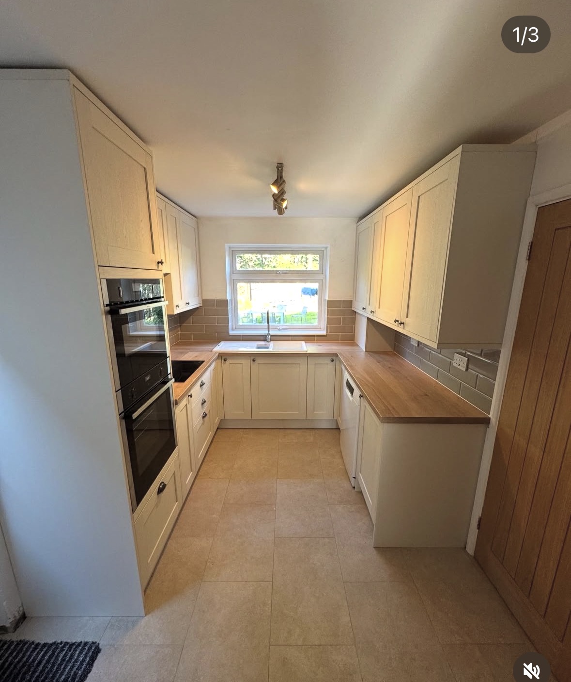 Kitchen units installation